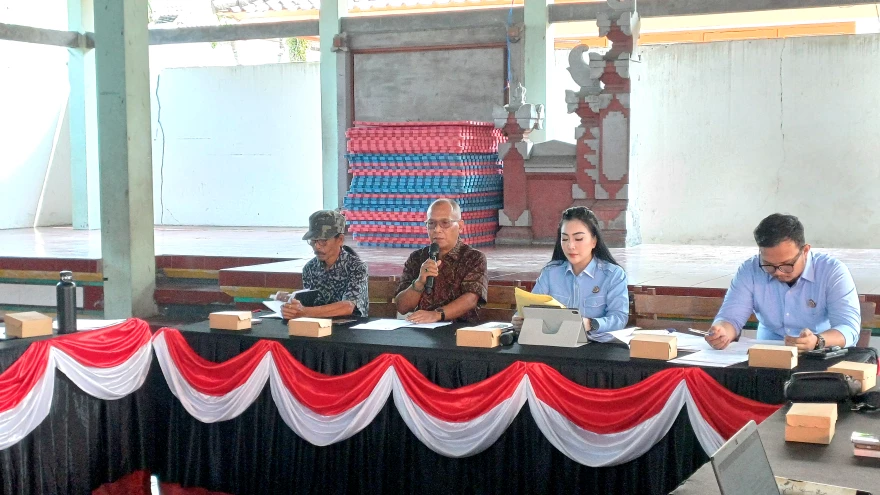 Sosialisasi dan Diskusi Pendampingan Pengelolaan Dana Desa oleh Jaksa Pengacara Negara Kejaksaan Negeri Tabanan di Desa Lalanglinggah